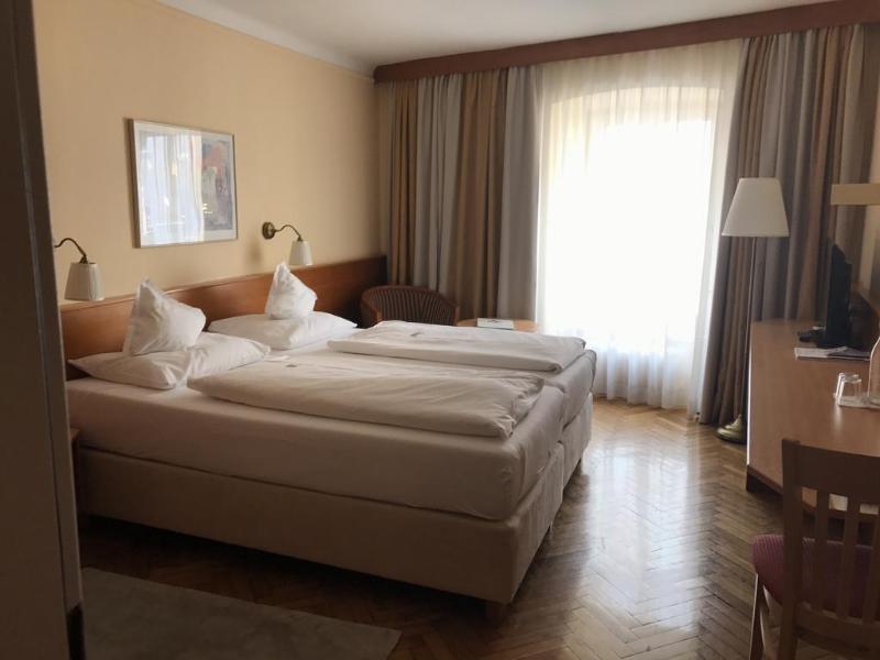Boutique Goldenes Lamm 4* Villach